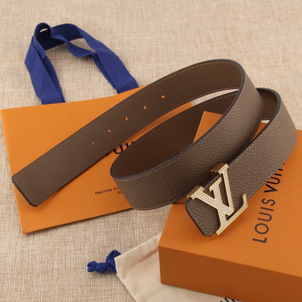 激安ルイヴィトンベルト着用イメージ